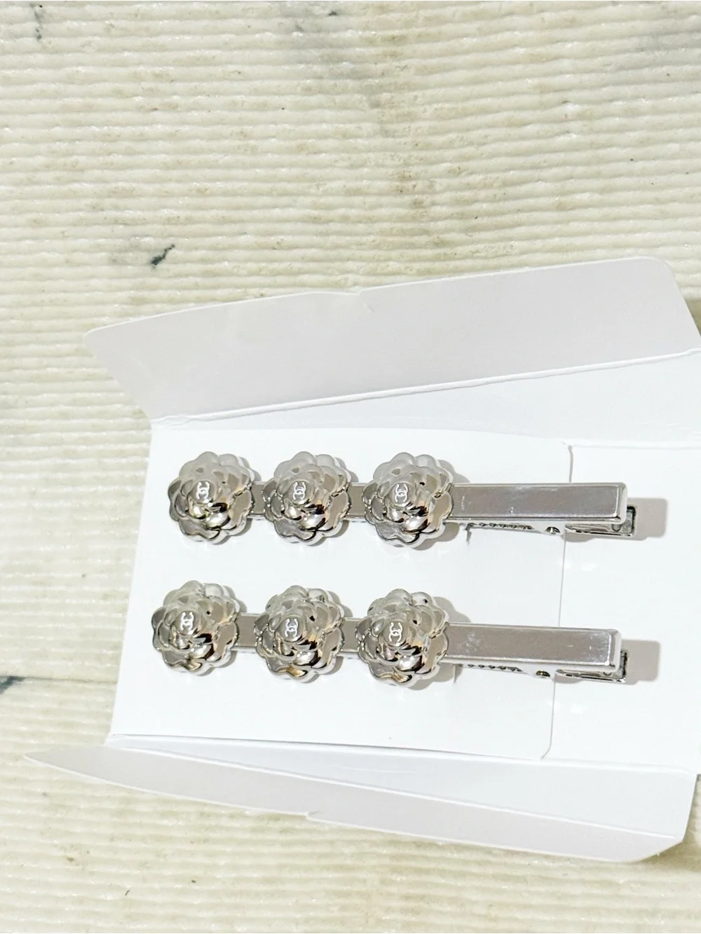 River Chanel Beauty Silver Floral Camellia Hair Clips (Set of 2)